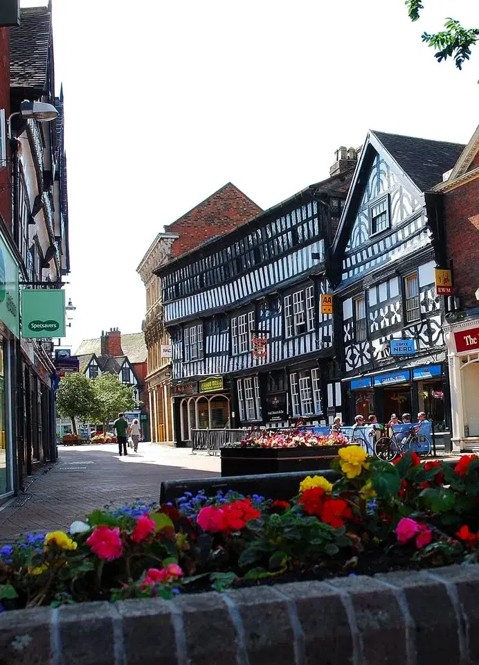 V&A Antiques Markets 2026