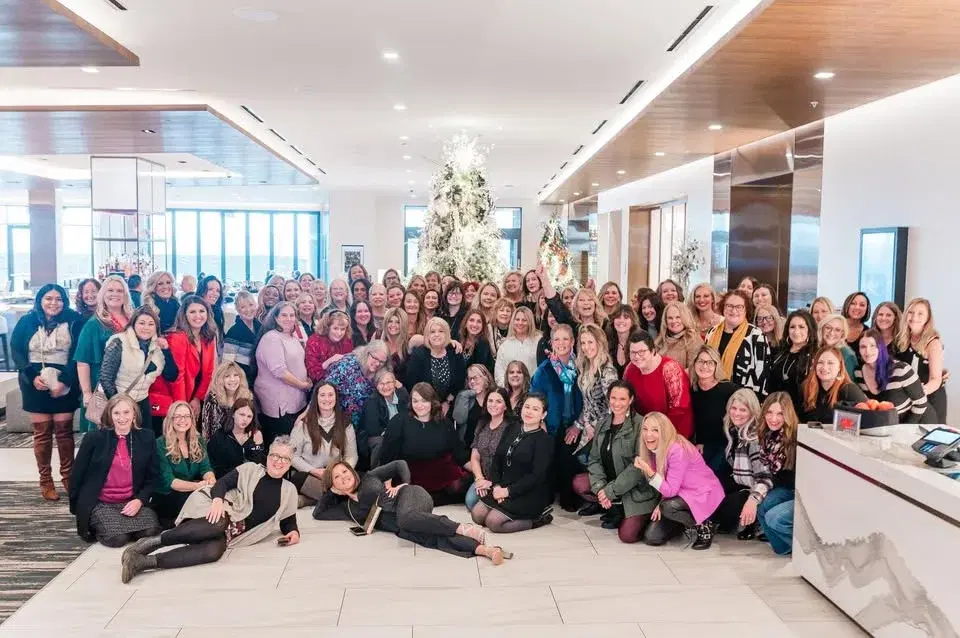 FriendsGiving Live® 2026