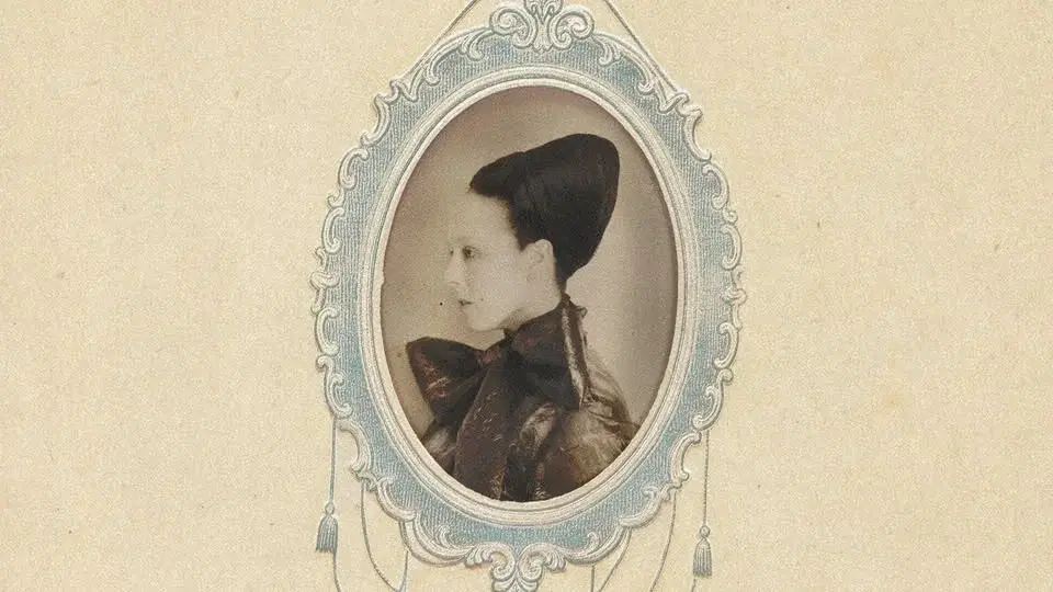 Allie X at Majestic Theatre