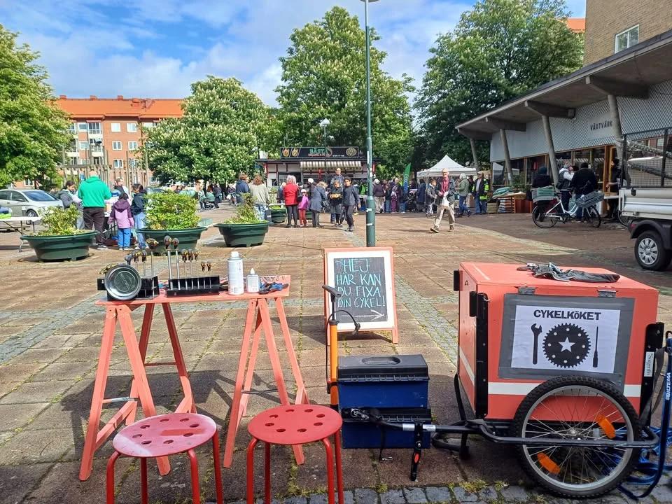 Årsmöte med Tårta!