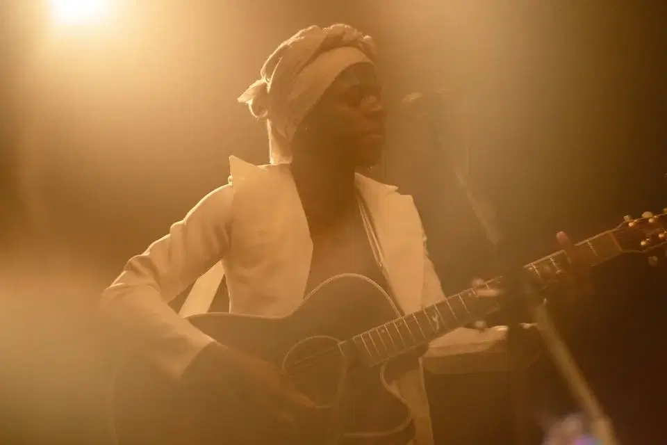 FRAMFLYTTAT 26/5! Ondara - The Jet Stone Conspiracy