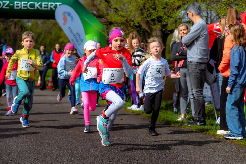 Benefiční Modrý běh pro Autis Centrum - 14. ročník