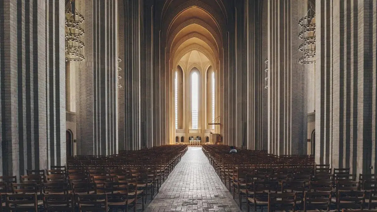 Grundtvigs Kirke - Historien bag Københavns 7 vidundere