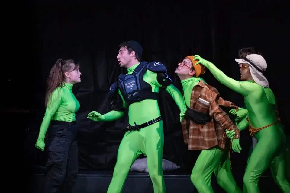 Ductus Deferens: Kdo je tady praporčík?