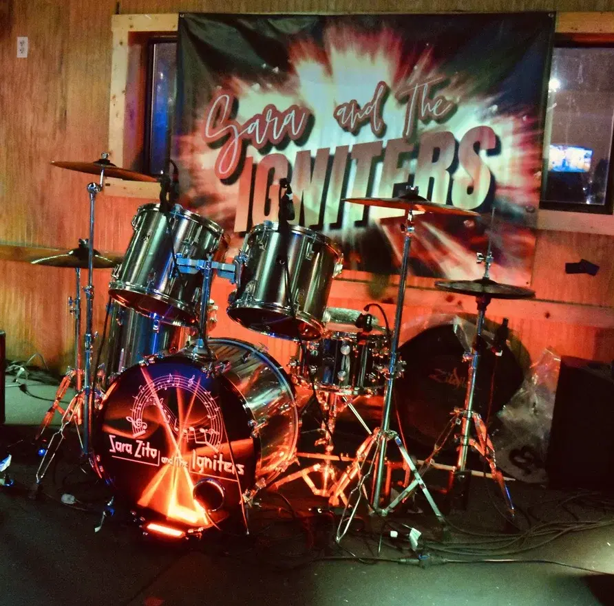 Sara and The Igniters @ Sylvesters Saloon