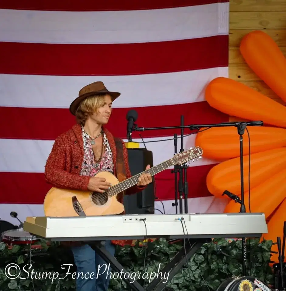 Noah LIVE! Darke County Fair Grounds "Fall into Christmas"