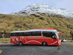 Coach trip to Bakewell and Castleton