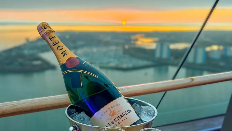 Love is in the Air – An Exclusive Valentine’s Evening at Spinnaker Tower