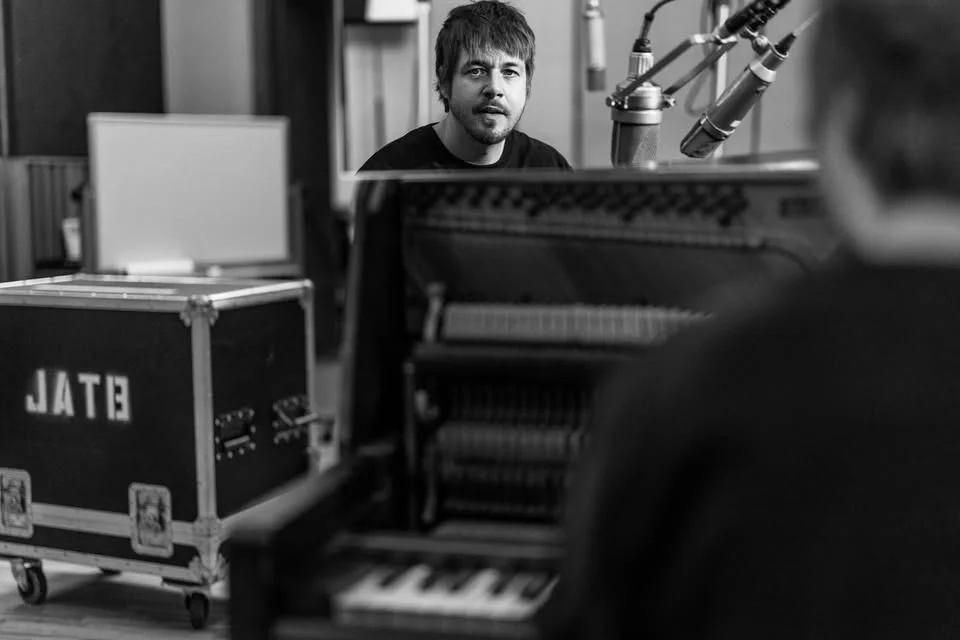 Josiah and the Bonnevilles - The Redline North America Tour