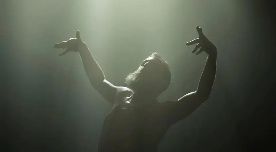 Three Ways of Averting the Evil Eye – Frédéric Gies / Dance is ancient
