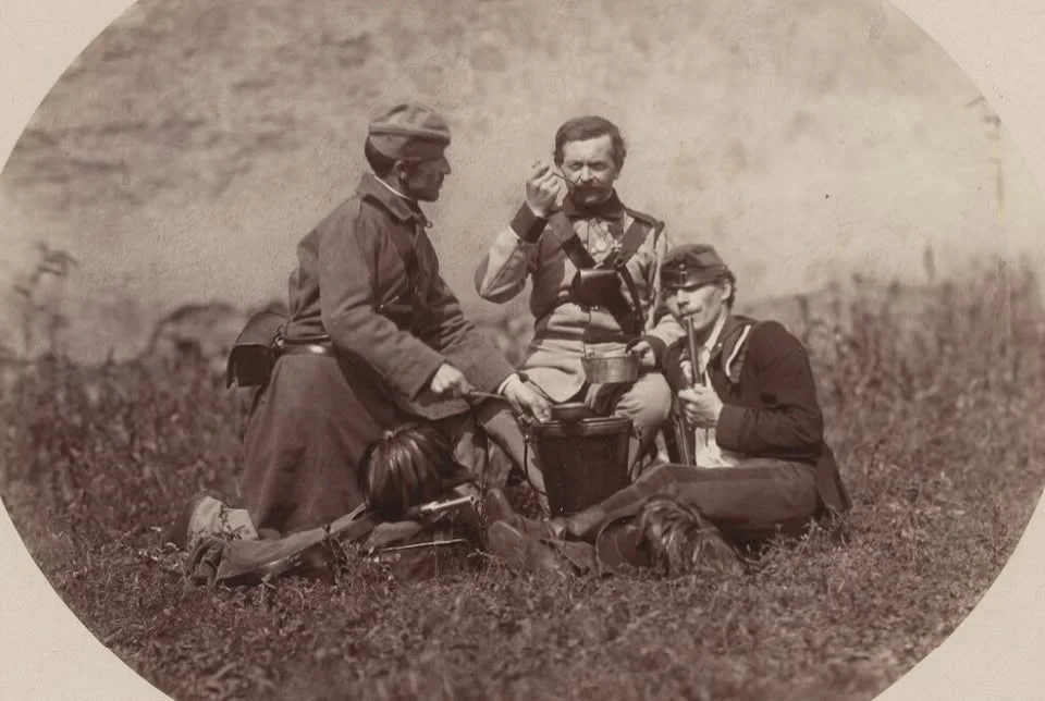 Oděni v císařském suknu. Přednáška ke 160. výročí bitvy u Hradce Králové (1866)