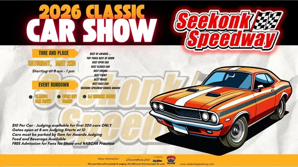 đ 15th Annual Custom Car Show at Seekonk Speedway! đ