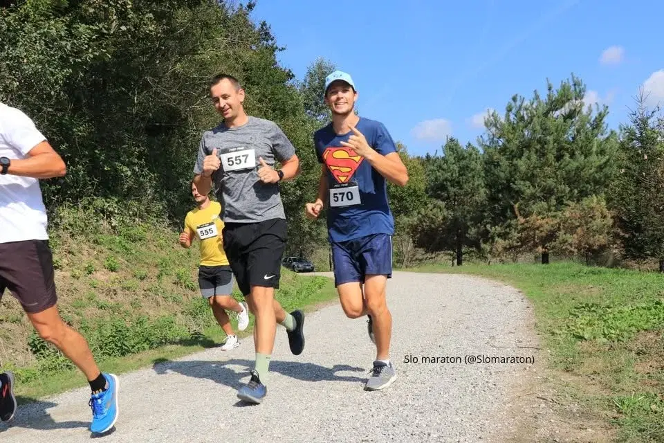 23. tek okoli Gradiškega jezera