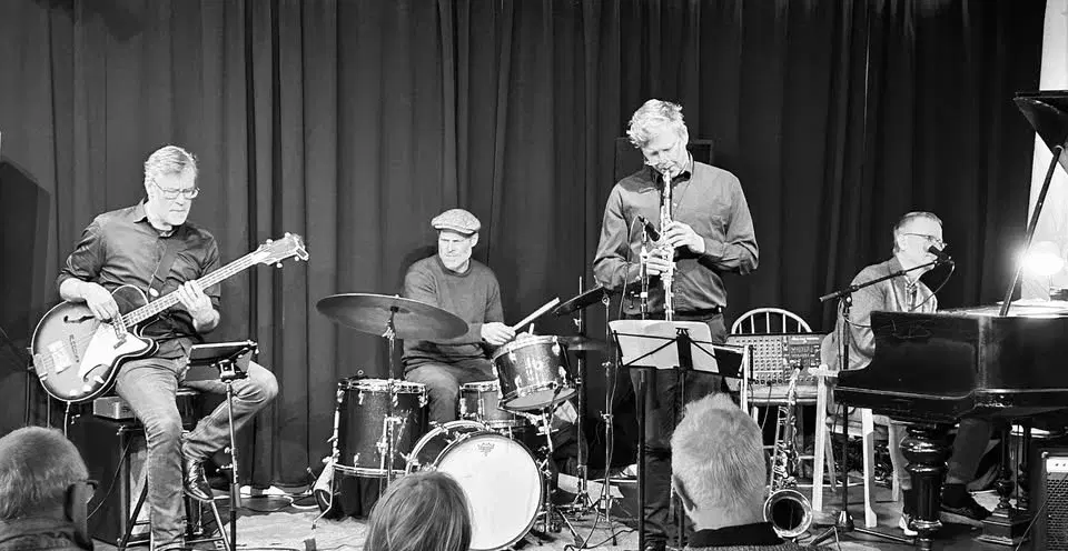 Hot House / The Stardust Ensamble