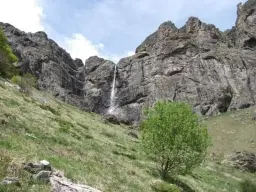 В " Прегръдката " на Балкана - резерват Стара река, връх Ботев, Южен Джендем и Райското пръскало