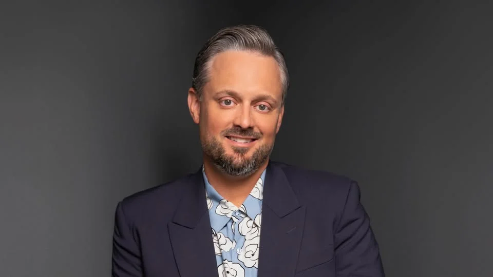 Nate Bargatze: Big Dumb Eyes World Tour