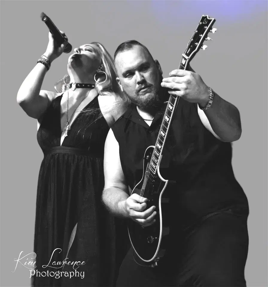 Gemini Acoustic at Mad Duck Craft Brewing (Copper & Maple)