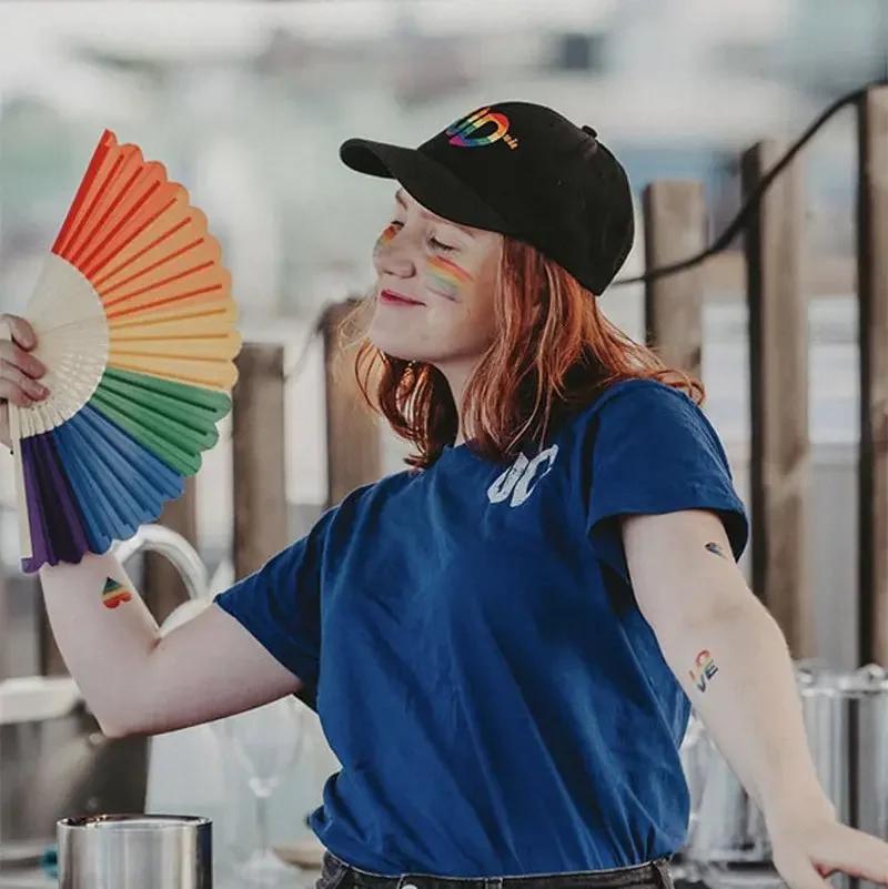 Pride på Urban Deli Sveavägen 🏳️🌈✨ – Dag 2: Kärlek, Musik & Glitter!