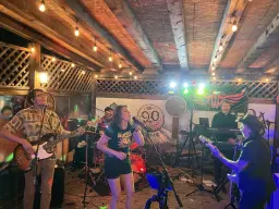 Platte Patio Time- What a big deck!