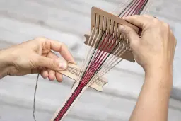 Tvådagarskurs: Lär dig väva i bandgrind