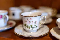 Säsongsöppning och Påsköppet på Humletorkan