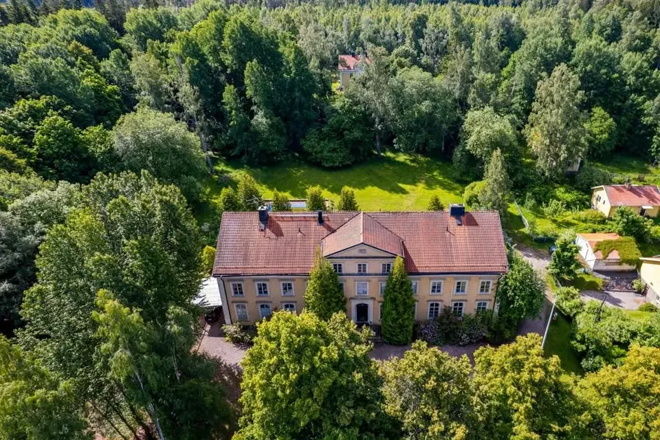 Sommarretreat på Brevenshus vecka 26: Neurovetenskap, yoga & sorgbearbetning – 3, 5 eller 7 dagar