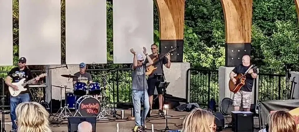 90's Night at Squirrel Hollow