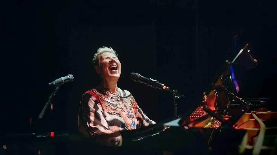 Passion | Nadja Eriksson med ensemble | Victoriateatern