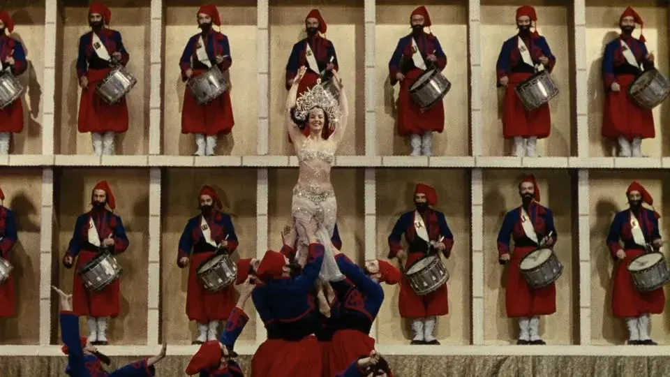 Schinken: FRENCH CANCAN (Jean Renoir, FR/IT 1955, 104 min)