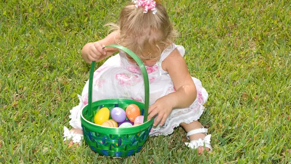 Easter Egg Hunts-FREE
