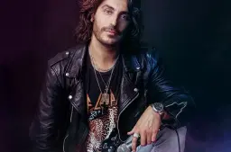 An afternoon of Andreas Ojano ( Fantastic vocals of rock and classics )