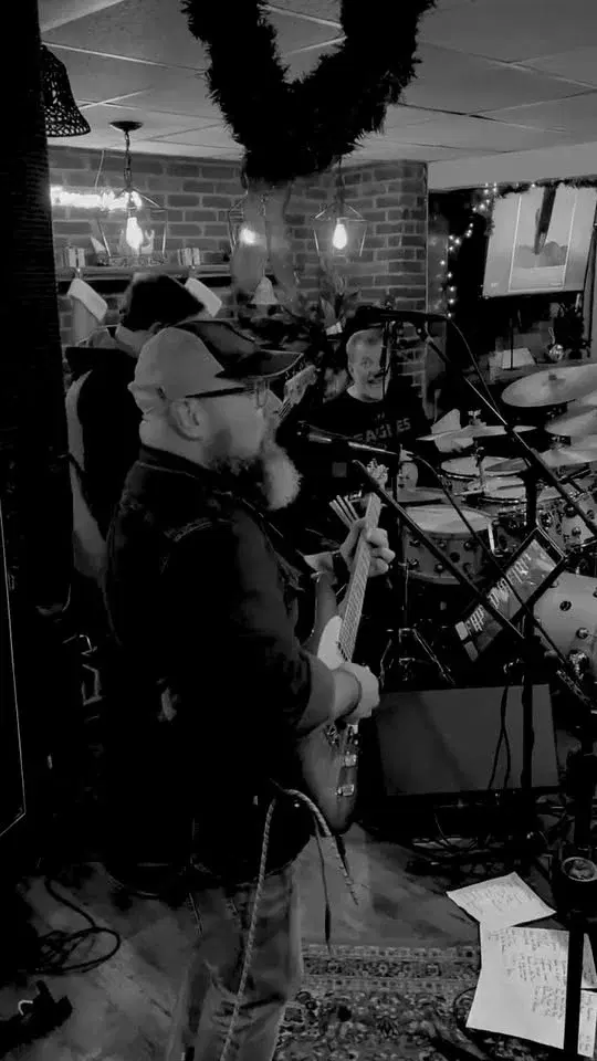 TRUCKER HAT LIVE AT THE FROSTED MUG!