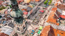 Summer Vibes - Vespatreffen mit Musik & Biergarten