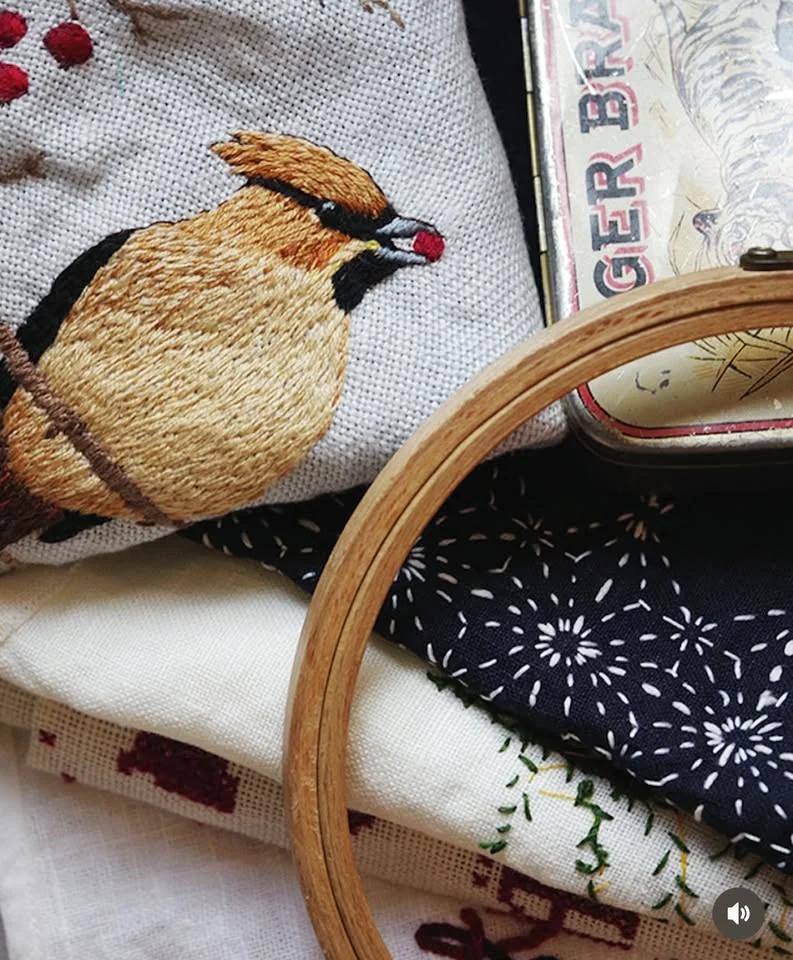 Kortkurs i fritt broderi med tema fåglar