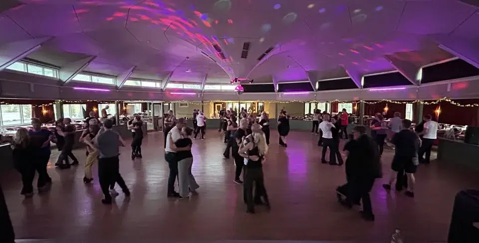 FoxDanceMix - Fox/WCS/Neotango/Kizomba mm