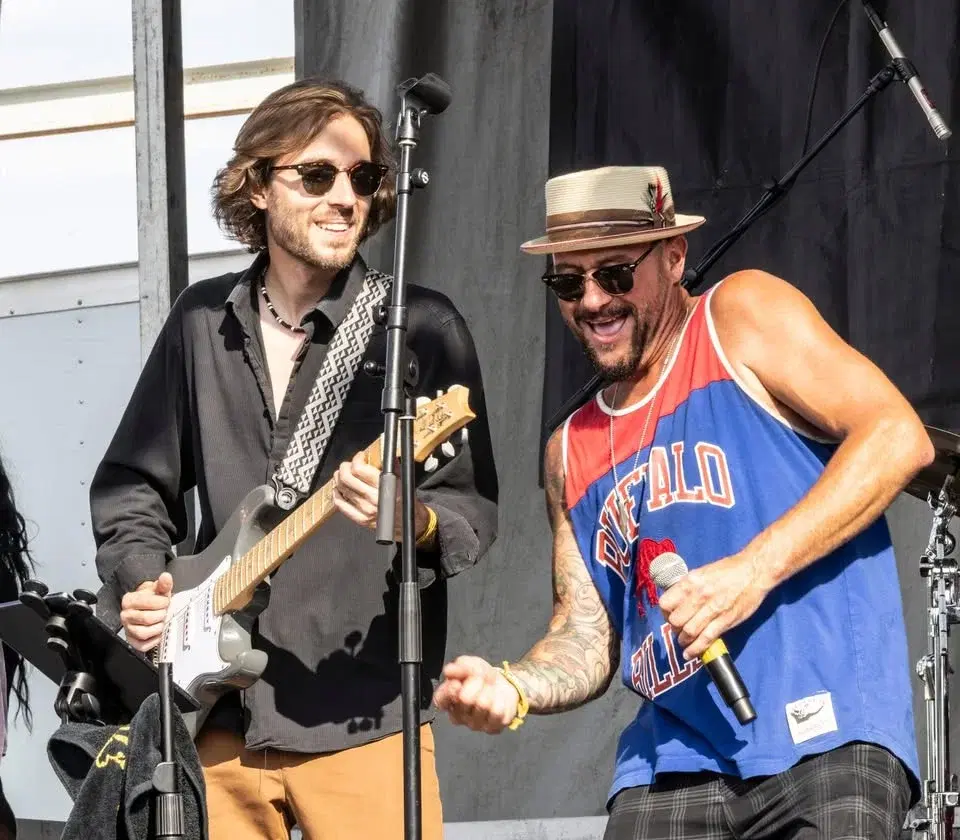 Sunday Narrated Lock Cruise w/ Live Music aboard Colonial Belle w/ Pete Griffith & Anthony Blood