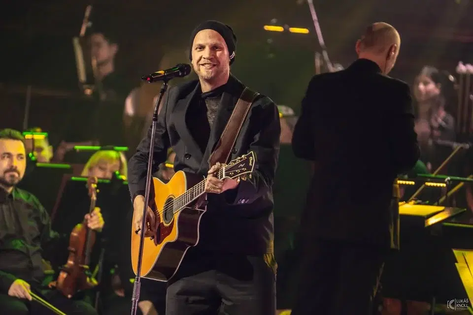 Romantický smyčce a O5 a Radeček