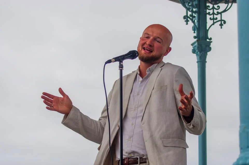 MICHAEL BUBLE TRIBUTE with Ben Hills