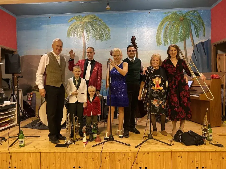 Gunhild Carling & The Carling Family