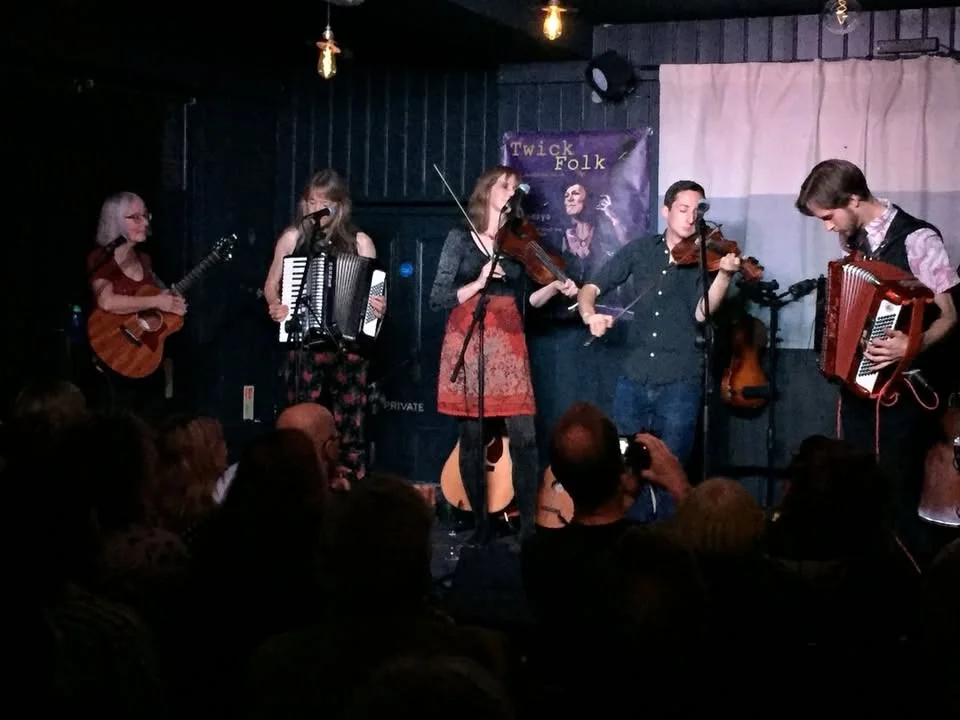 Suntrap at TwickFolk