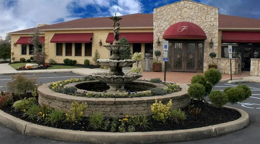 99 Reasons returns to Filomena's Berlin