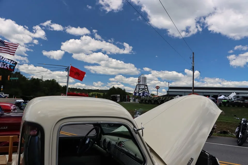Cruise-In at the PA Roundhouse Rally