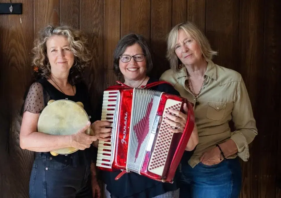 Coffee House Concert: Porch Party Mamas