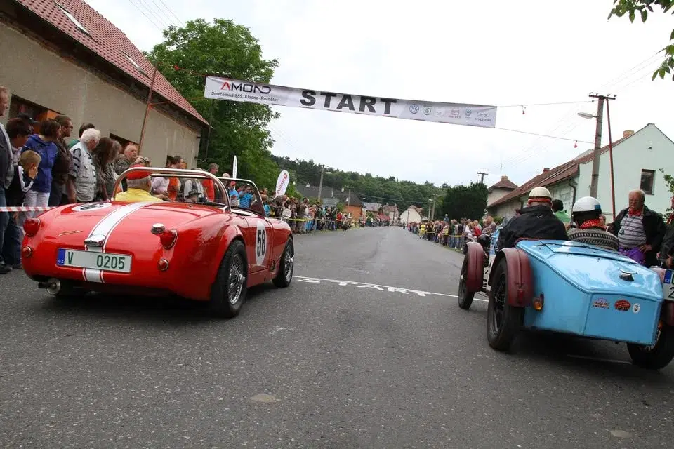 XXXVI. ročník jízdy do vrchu ,,KNOVÍZ-OLŠANY"