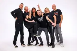 HEADLESS - Partyrock im Biergarten