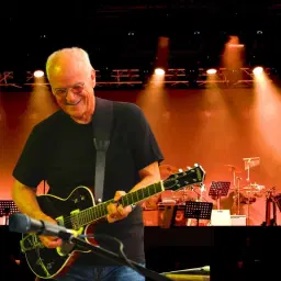 IAN THOMAS BAND in OSHAWA