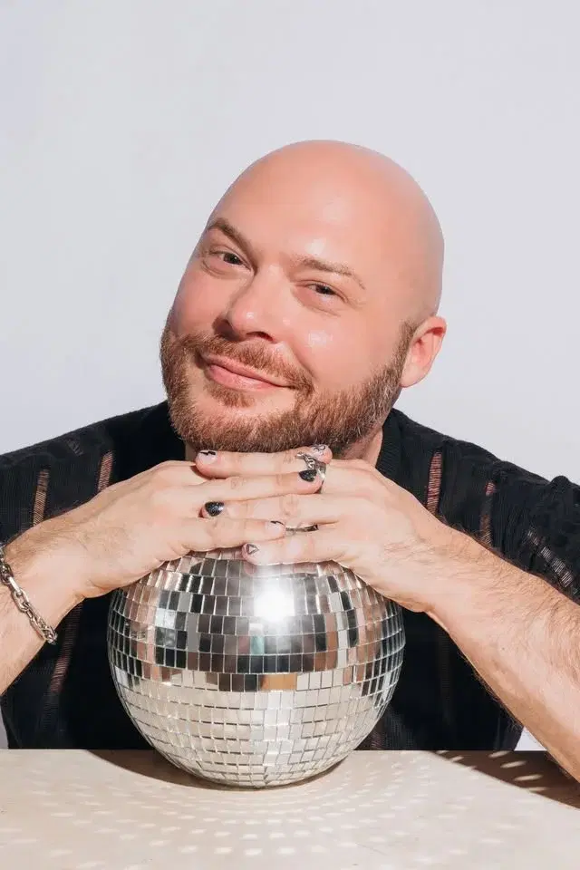 Psychic Medium TRAVIS HOLP Live at Bayboro Brewing