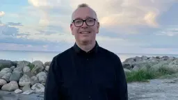 Dennis Søndergaard - Trance Medium - Fra IT-tekniker til Trancemedie