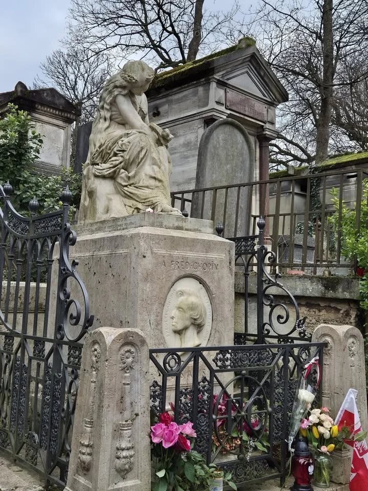 Les escapades de Véro : un après-midi au père Lachaise (Paris)