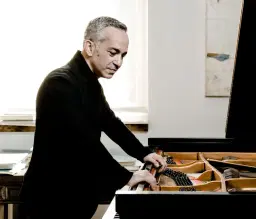 Barnatan Plays Rachmaninoff